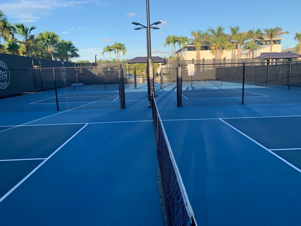 Lotus Racquet and Tennis Club